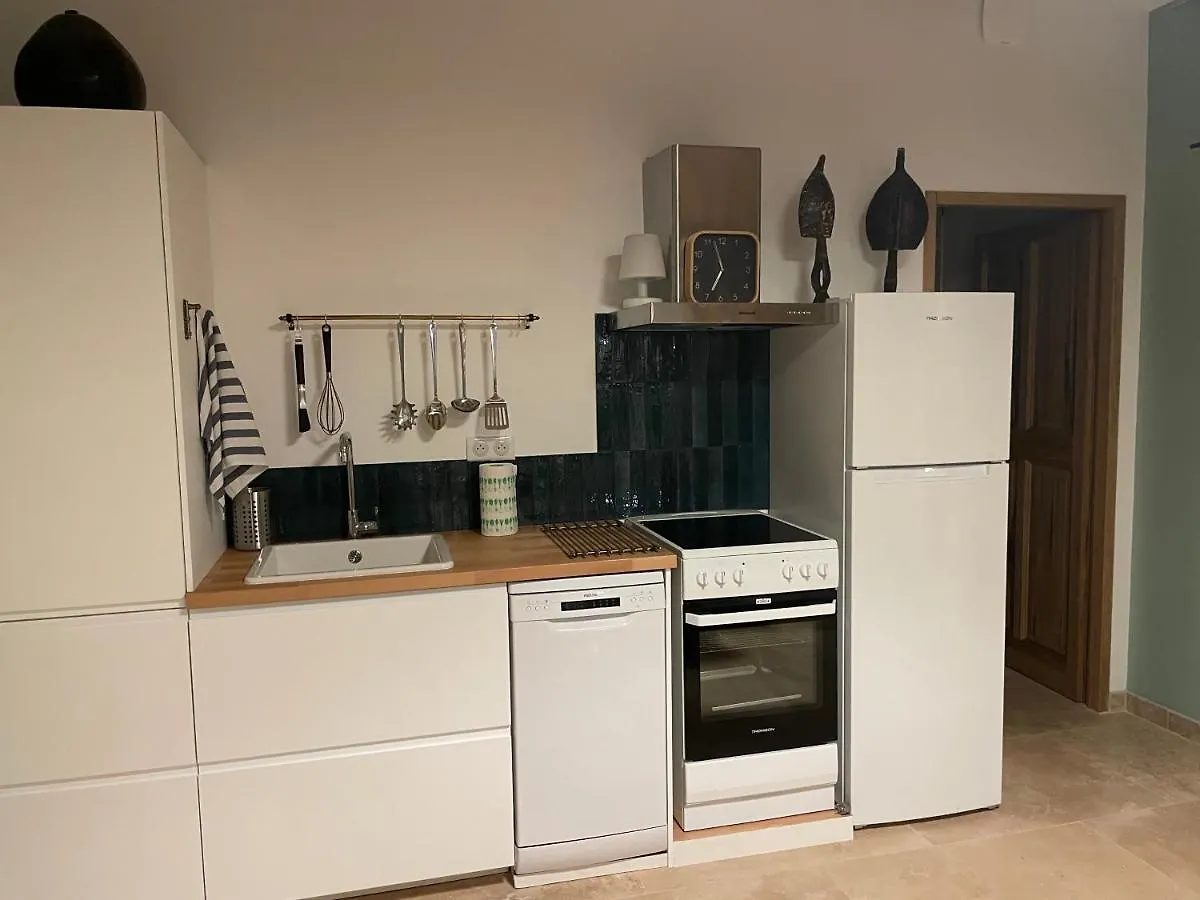 Lagalerie84 Villa Saint-Saturnin-les-Apt 0*,
